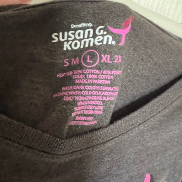 Fearless Susan G. Komen Breast Cancer Tee, L - Picture 4 of 4